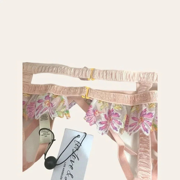 New For Love & Lemons April Bloom Garter Belt Size Medium - Picture 5 of 11
